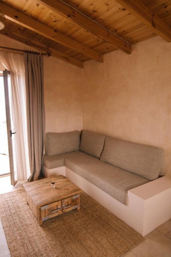 Mani Luxury Suites And Studios In Gytheio With Private Pools Gythio Exterior foto