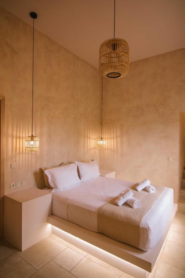 Mani Luxury Suites And Studios In Gytheio With Private Pools Gythio Exterior foto