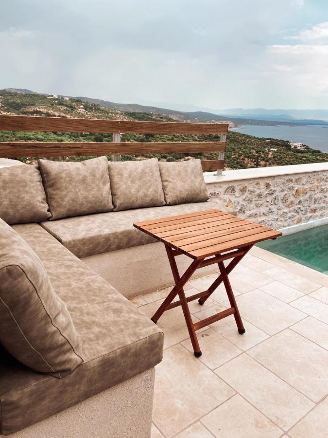Mani Luxury Suites And Studios In Gytheio With Private Pools Gythio Exterior foto