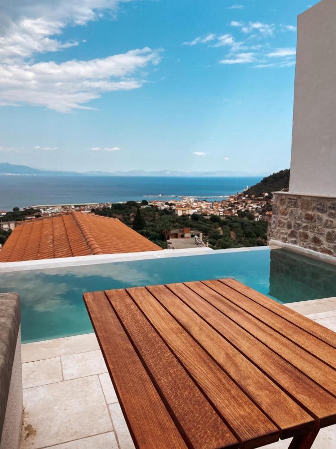 Mani Luxury Suites And Studios In Gytheio With Private Pools Gythio Exterior foto