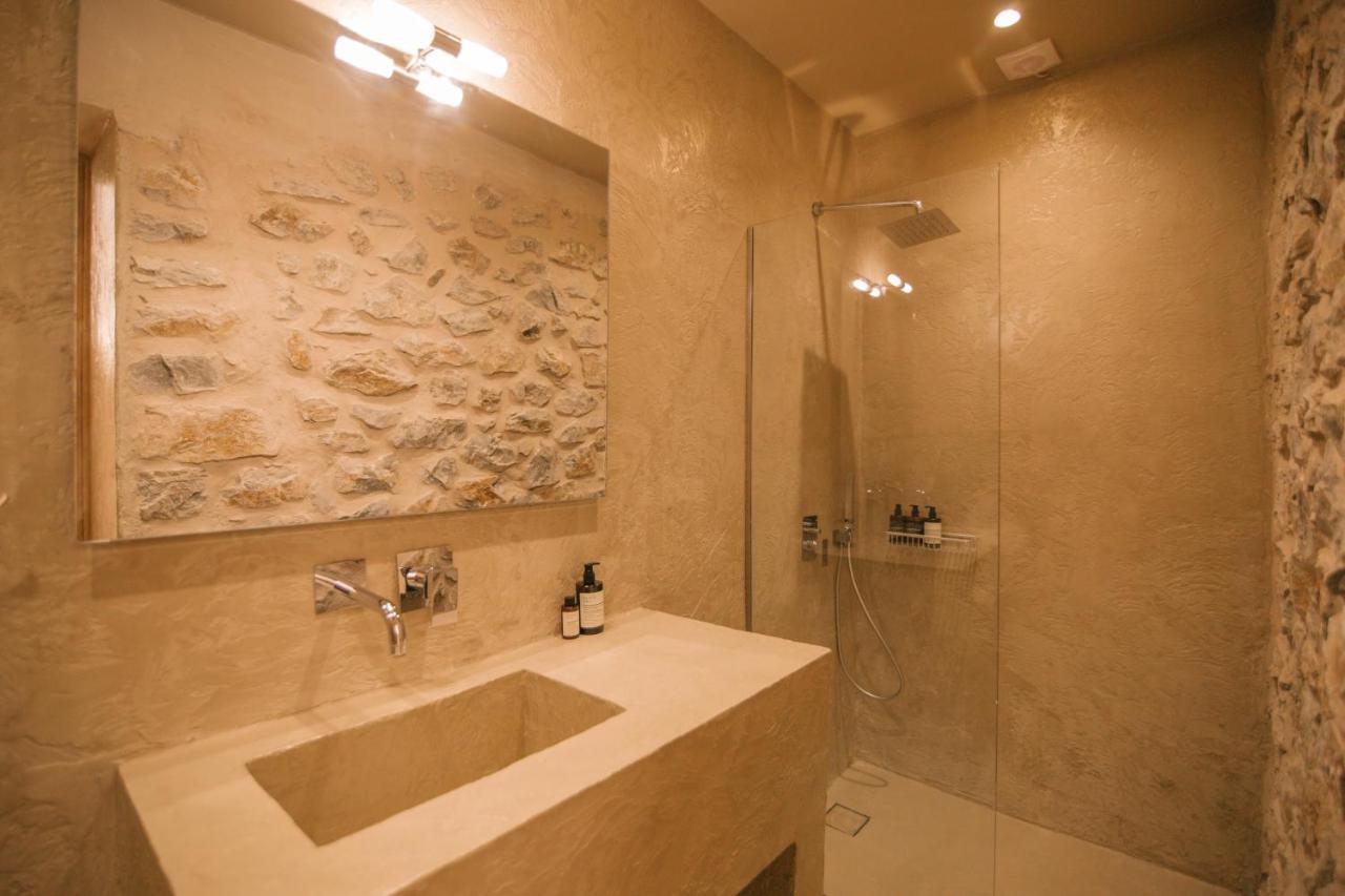 Mani Luxury Suites And Studios In Gytheio With Private Pools Gythio Exterior foto