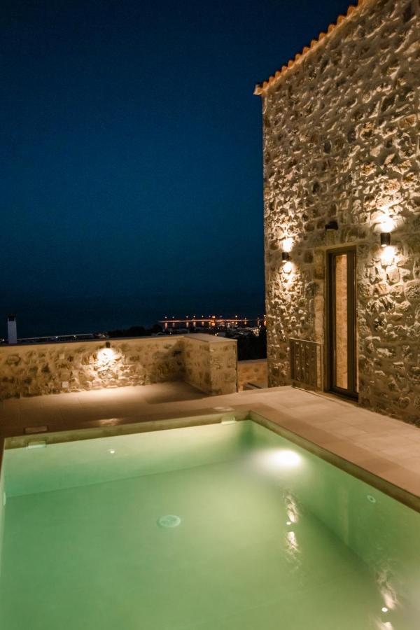 Mani Luxury Suites And Studios In Gytheio With Private Pools Gythio Exterior foto